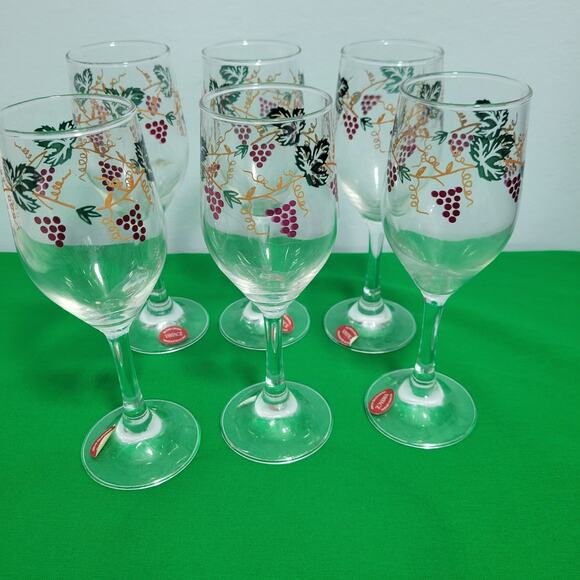 Vintage Hand Blown Crystal Wine Glasses With Hand Painted Grapevine Design 22326 - Picture 6 of 8